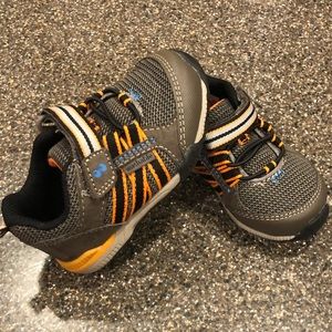 NWOT Stride rite shoes